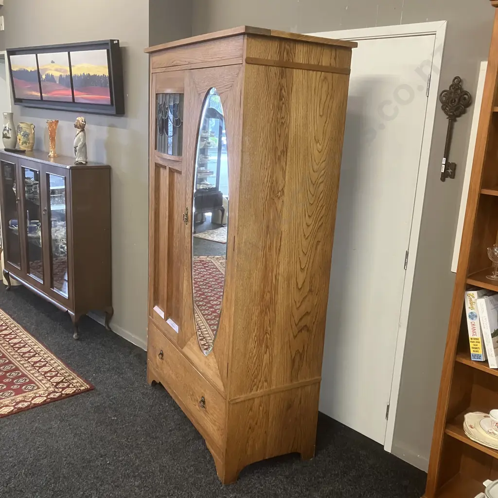 Vintage Oak Freestanding Wardrobe, Oval Inset Bevelled Mirror And Curved Leadlight, With Key. H193 W112 D52cm Image 1++