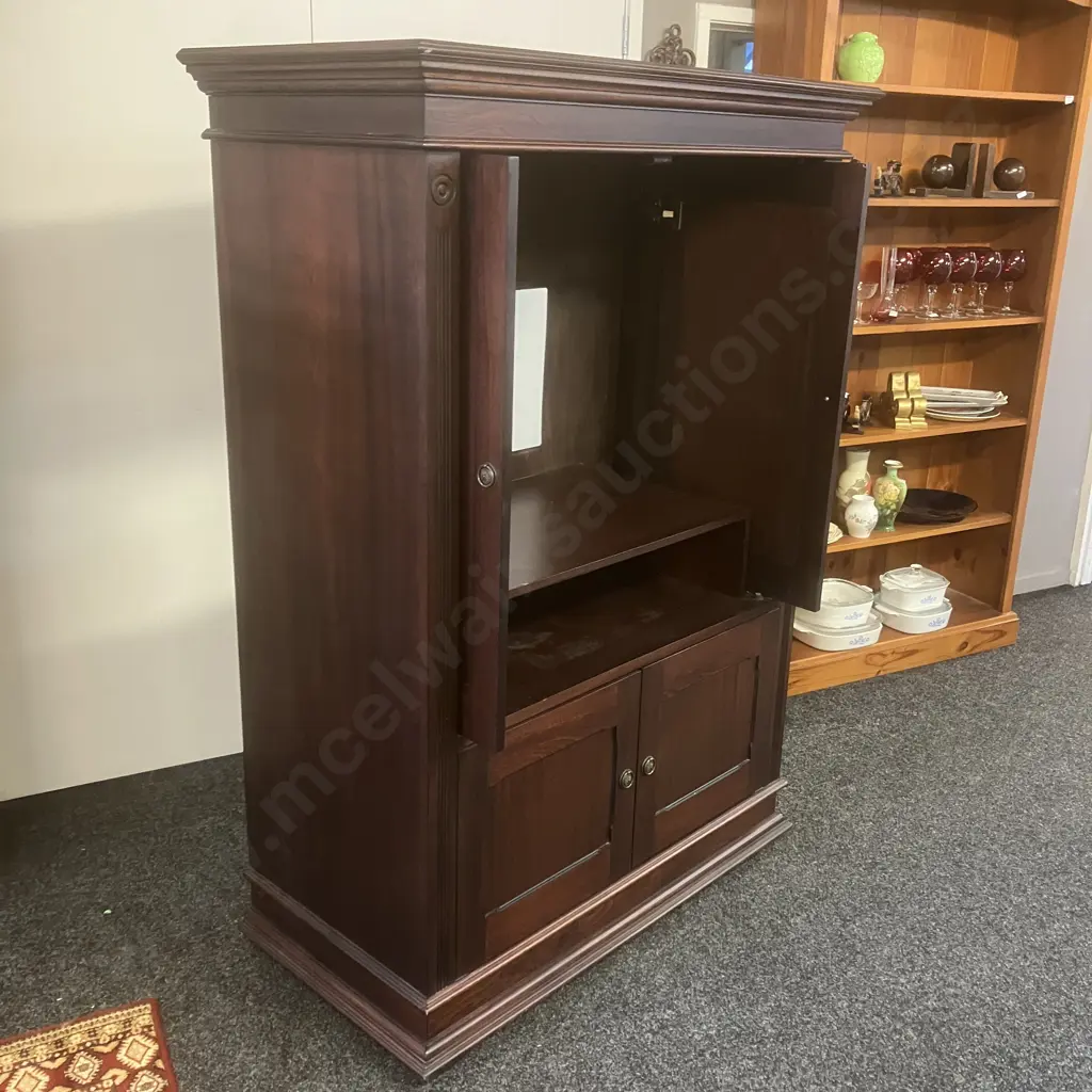 Mahogany 4 Door Storage Cabinet / Entertainment Unit. H165 W115 D58cm Image 1++