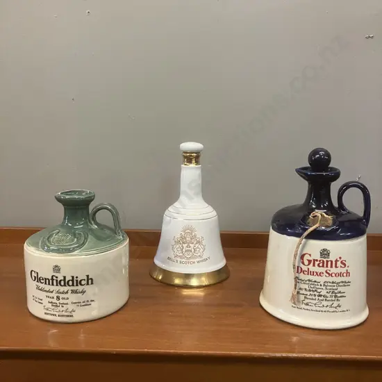 Vintage Bells Prince Williams Birth 1982, Grants & Glenfiddich Whisky Jugs