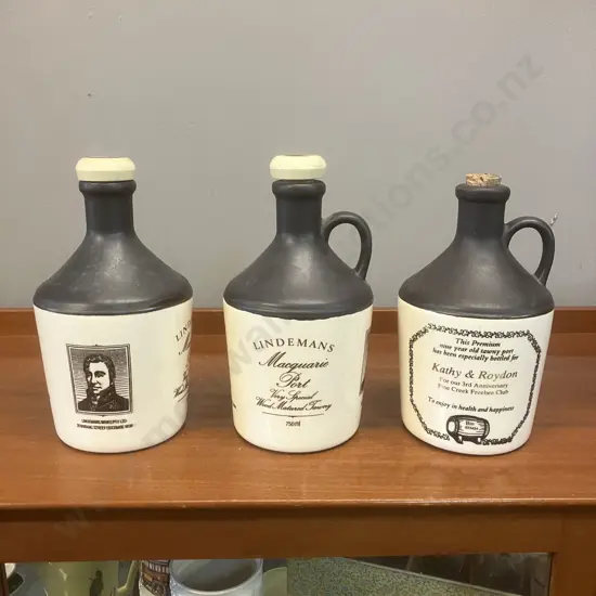 Vintage Pine Creek Freebee Club, Pair of Lindeman Macquarie Port Stoneware Jugs