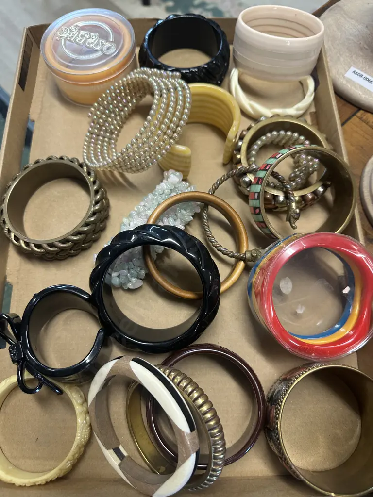 Large Selection Of Bangles Image 1++