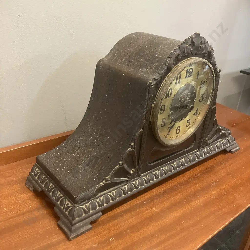 Antique Wooden Cased Mantle Clock (no Key). 28 x 47cm Image 1++