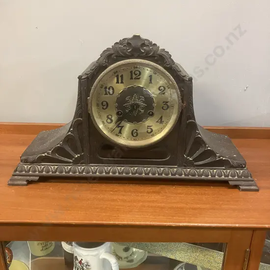 Antique Wooden Cased Mantle Clock (no Key). 28 x 47cm
