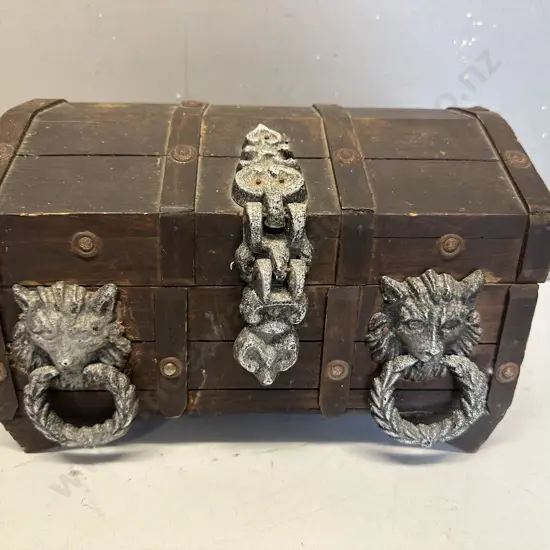 Vintage Wooden Storage/Jewellery Box H21,W35,D24cm.