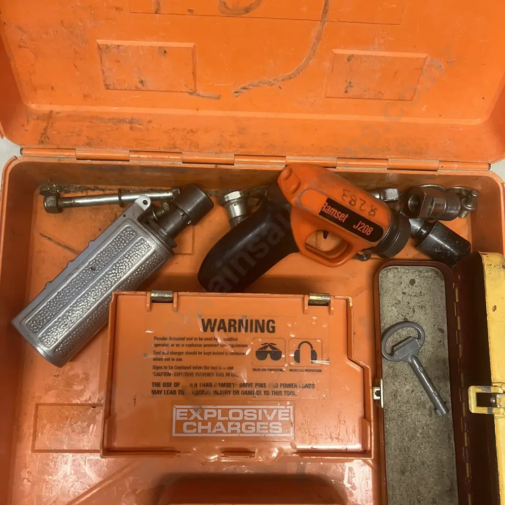Ramset J208 Powder Actuated Tool In Case (As Found) Image 1++