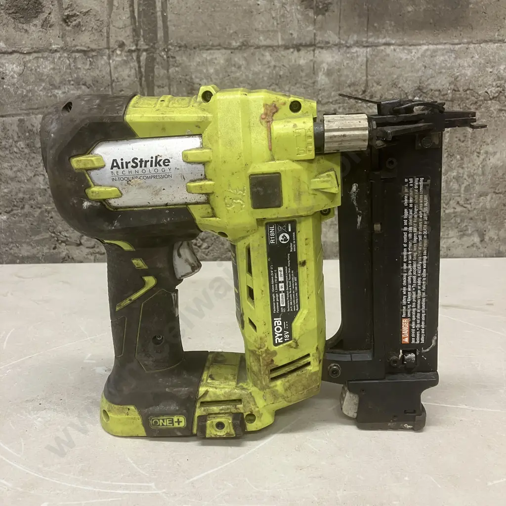 Ryobi One+ 18V 18 Gauge Brad Nailer Tool Only R18NL Image 1++