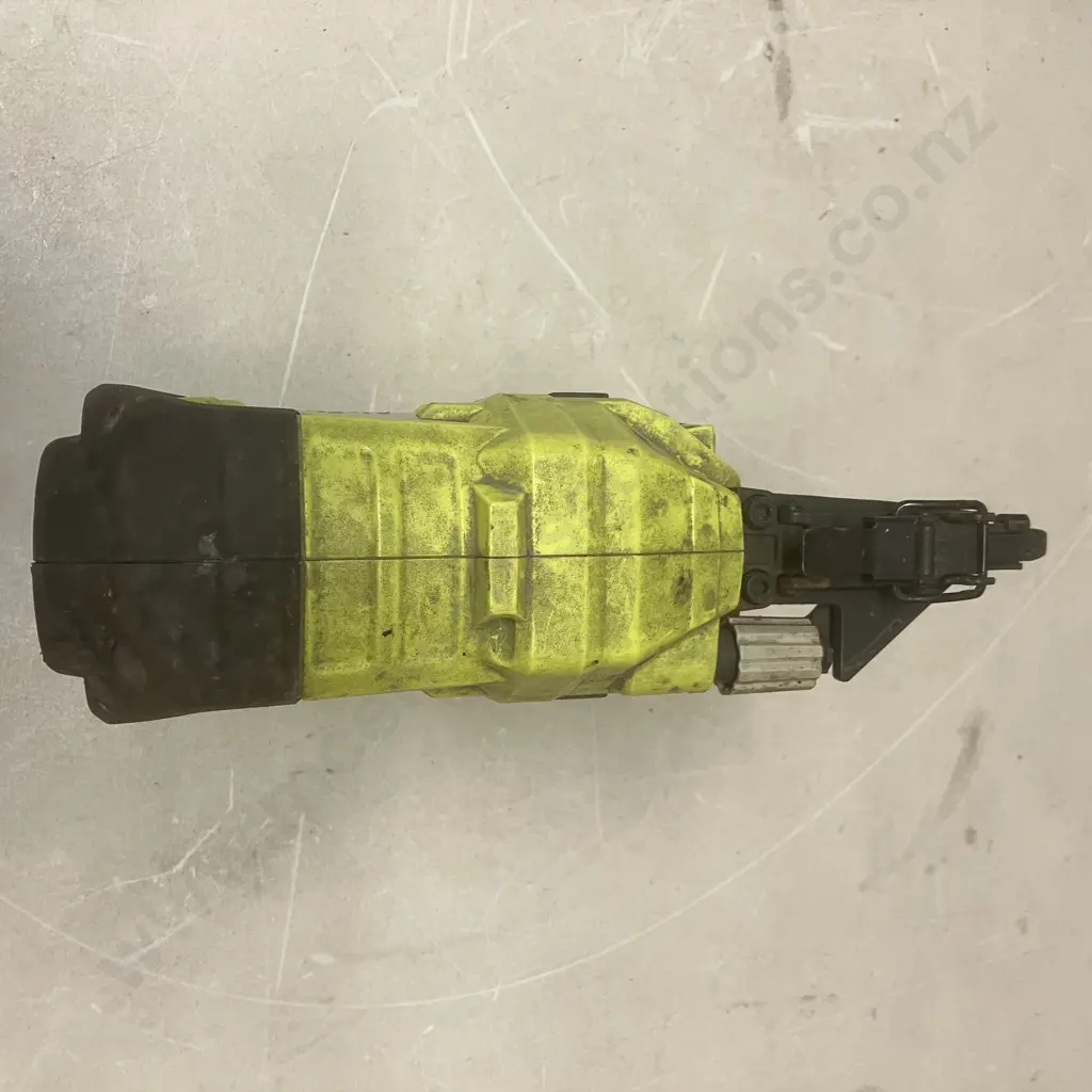 Ryobi One+ 18V 18 Gauge Brad Nailer Tool Only R18NL Image 1++