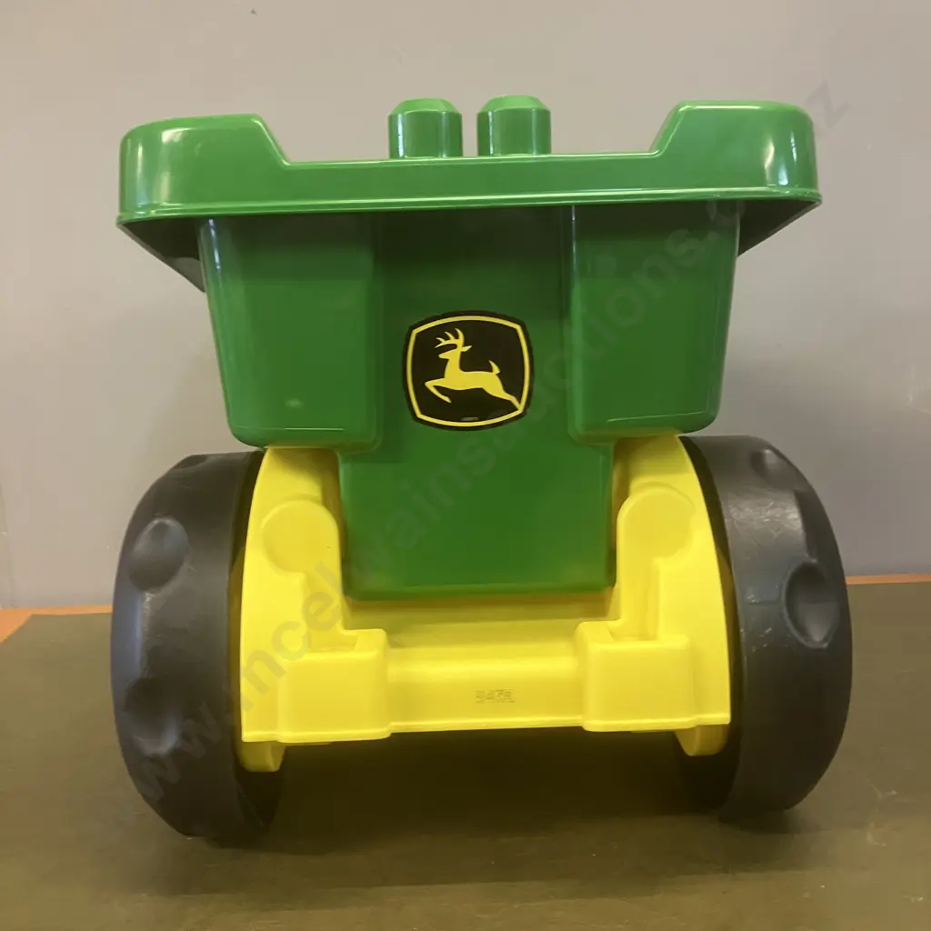 John Deere Mega Bloks Large Dump Truck. H31 W43 D30cm Image 1++