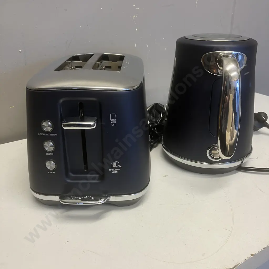 Breville Damson Blue Soft Top Luxe Kettle BKE735 & The Toast Select Luxe 2-Slice Toaster BTA735 Image 1++