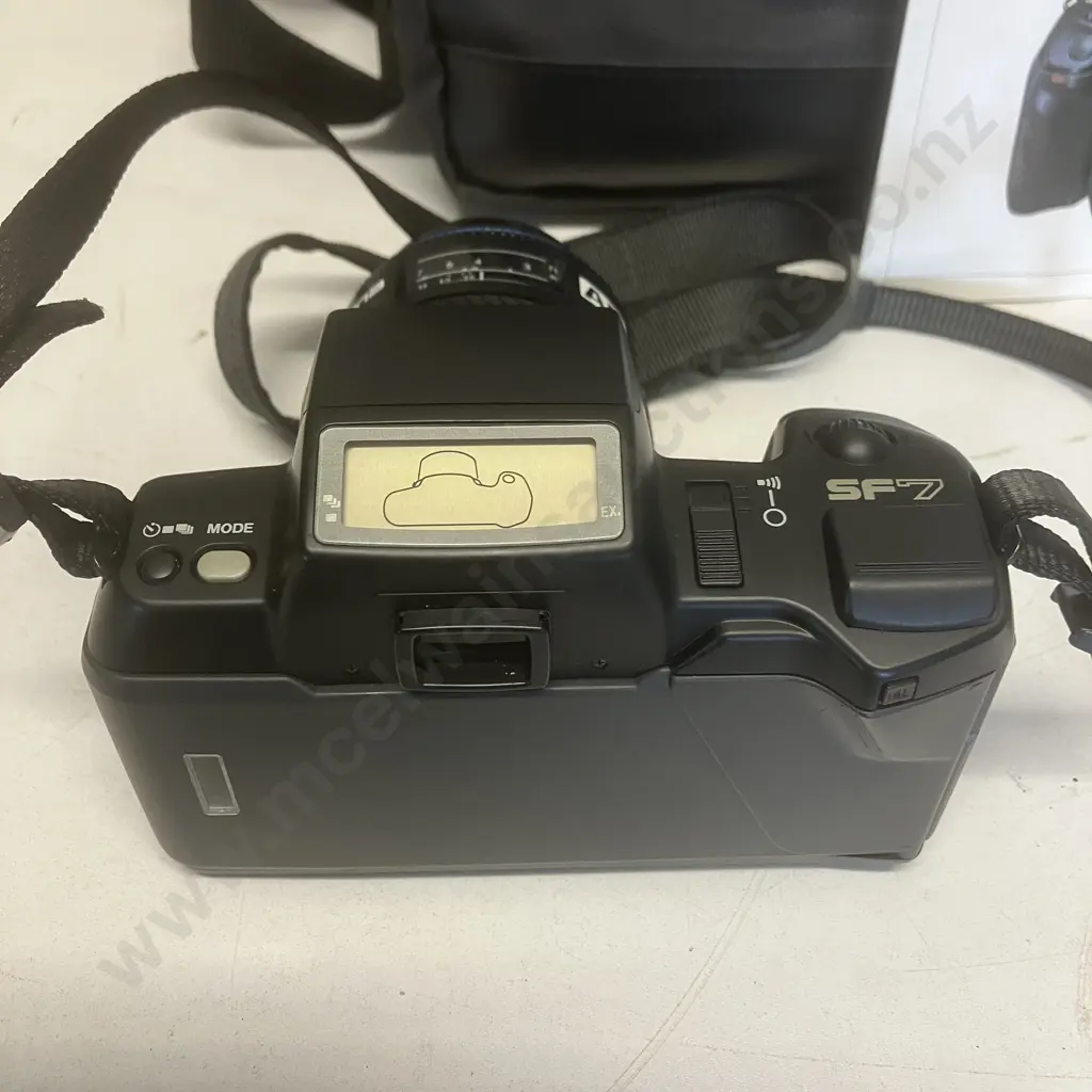 Pentax SF7 Film Camera, Tokina AF 35-70mm 1:3.5-4.6. 52 Japan With Manual and Bag Image 1++