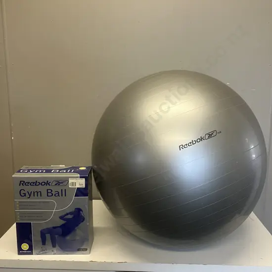 Reebok 75cm Gym Ball With Original Box & Pump