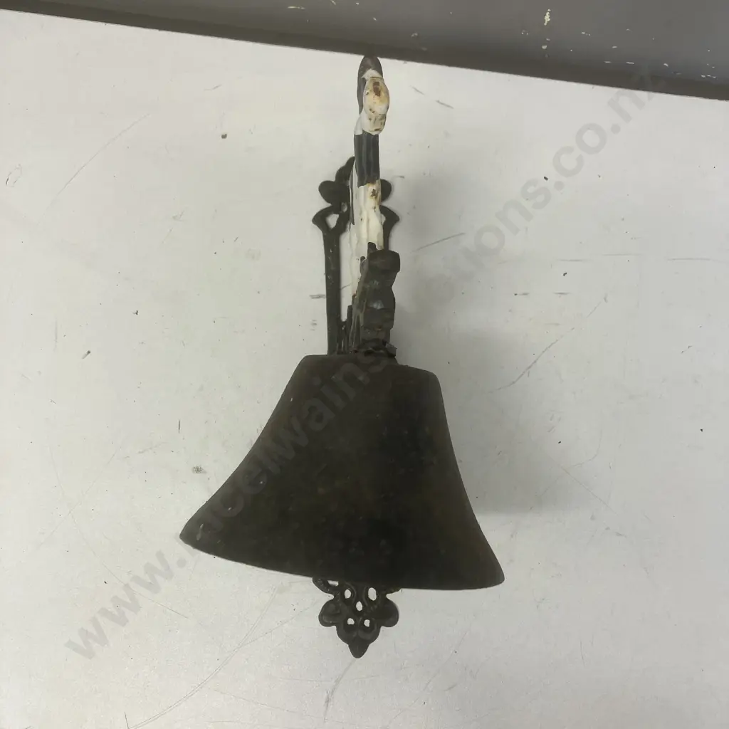 Cast Iron Bell With Painted Cow & Wall Bracket. 32 x 21cm Image 1++