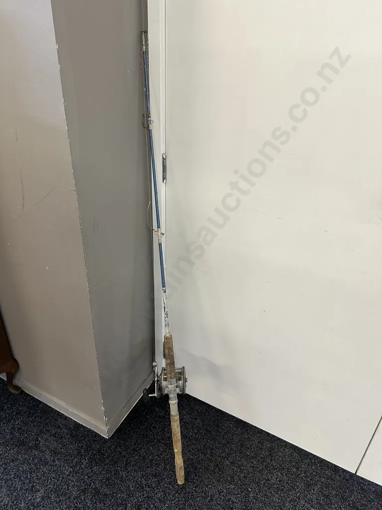 Vintage Rod & Reel Image 1++