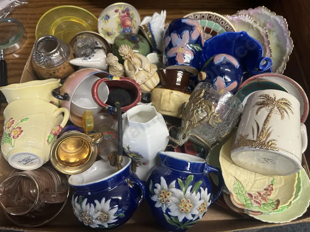 Assorted China Items Including Carltonware Image 1++