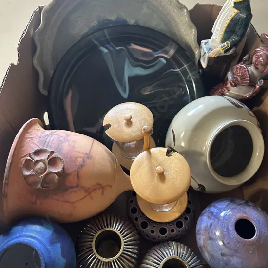Assorted Pottery Items