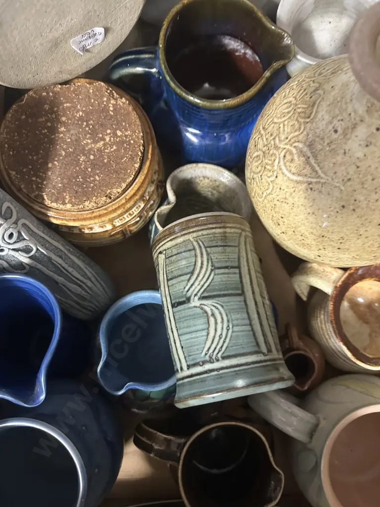 Selection of Vintage Pottery Items Including Jugs Image 1++