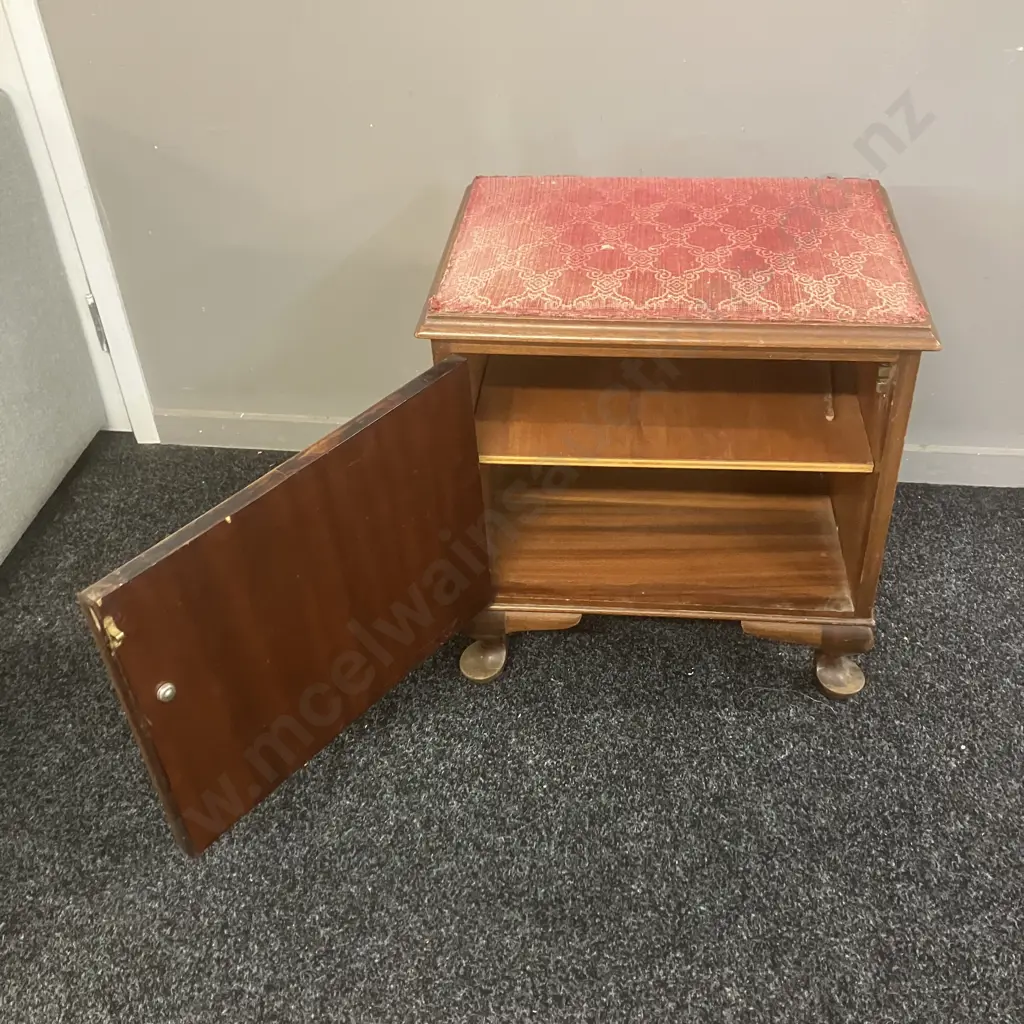 Queen Anne Style Wooden Nightstand With Upholstered Top, Single Door. H51 W49 D36cm Image 1++