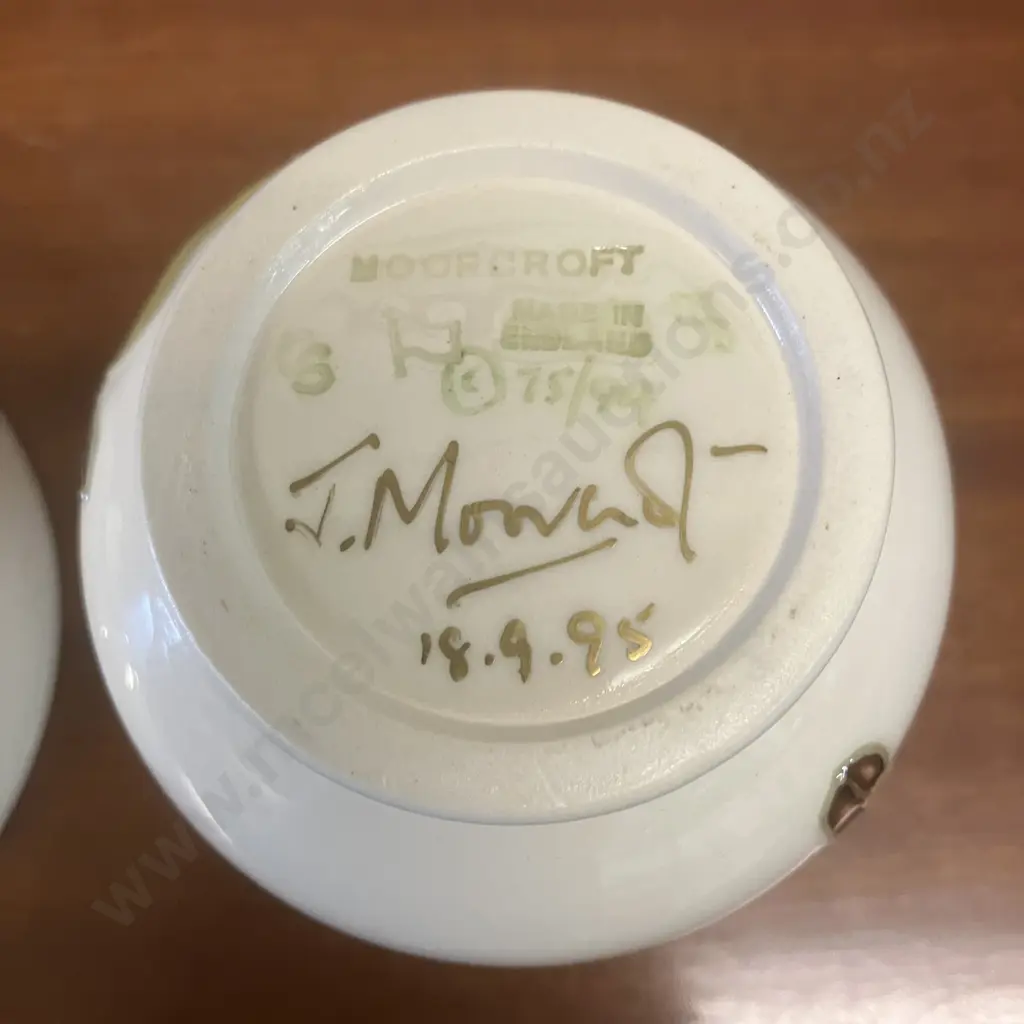 Moorcroft Magnolia Pattern Bud Vase & 12cm Bowl & Pin Dish (Bud Vase Signed by John Moorcroft) Image 1++