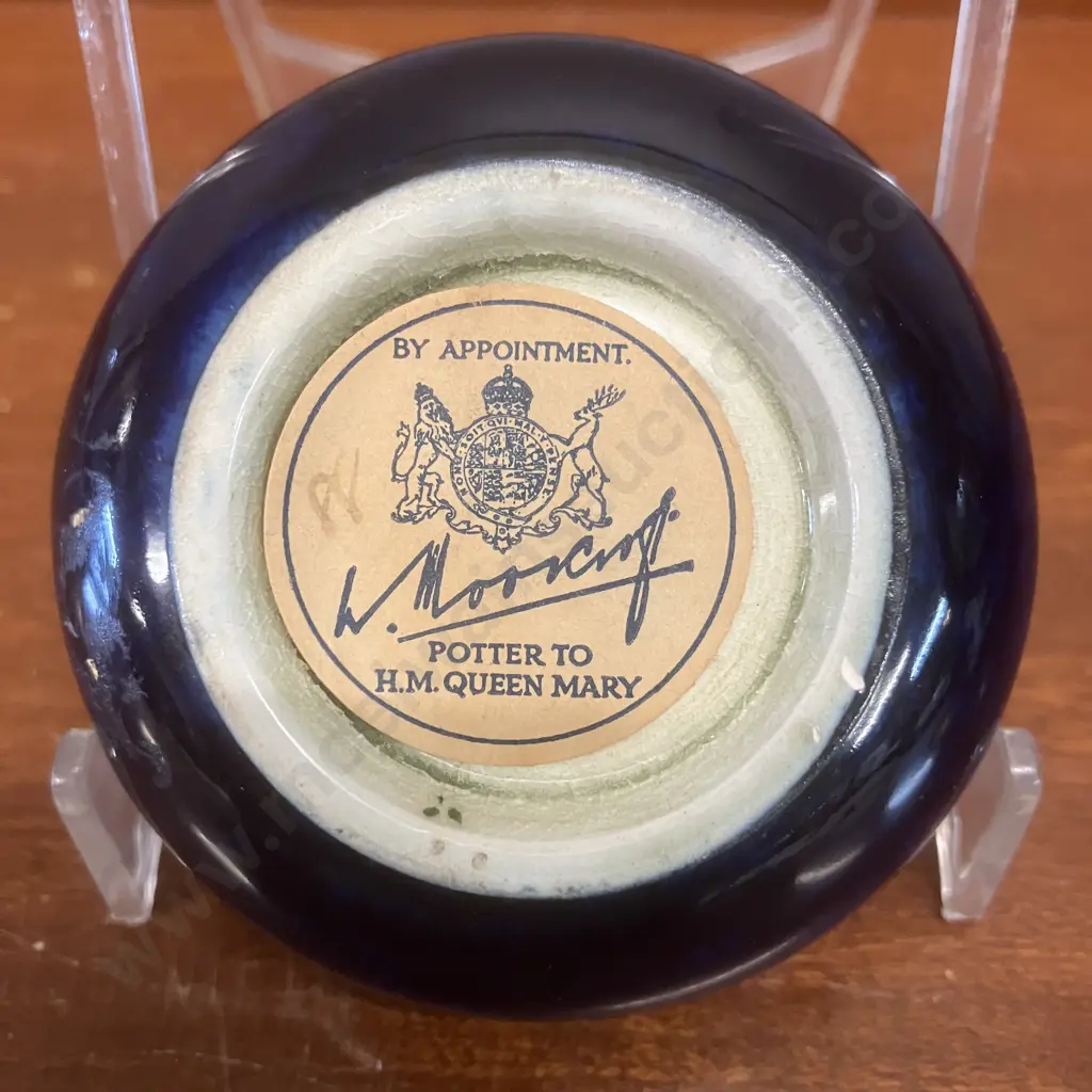 Moorcroft Pottery Iris Pattern Pin Dish With Queen Mary Label. Dia 7.5cm Image 1++