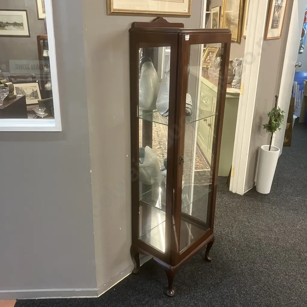 Queen Anne Style Mahogany Single Door Display Cabinet. Mirror Back, 4 Glass Shelves. H158 W45.5 D33cm Image 1++