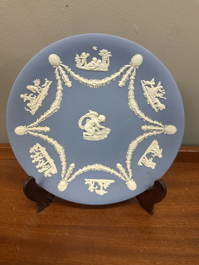 Wedgwood Blue & White Jasperware Cupid Decorative Plate Dia23cm. Image 1++
