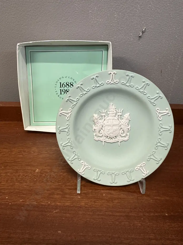 Rare Wedgwood Jasperware Lloyds Of London Tercentenary 1688-1988 Image 1++