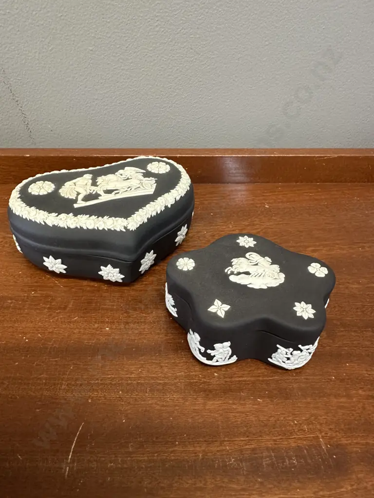 Wedgwood Black Jasperware Trinket Dishes Including Heart & Star Shape Image 1++