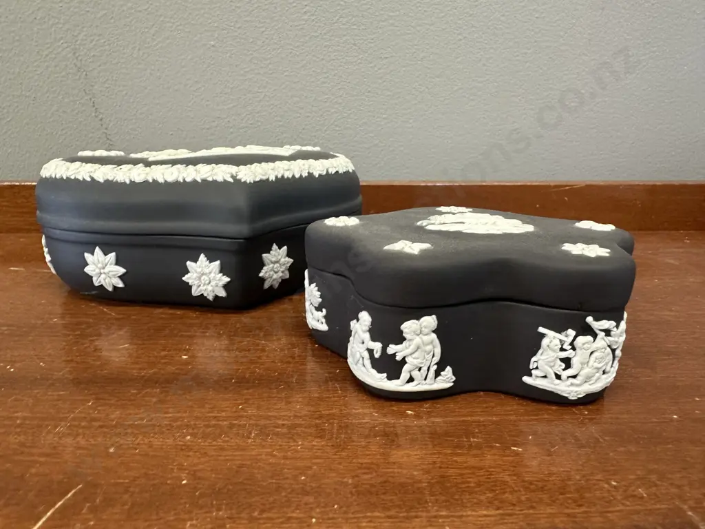 Wedgwood Black Jasperware Trinket Dishes Including Heart & Star Shape Image 1++