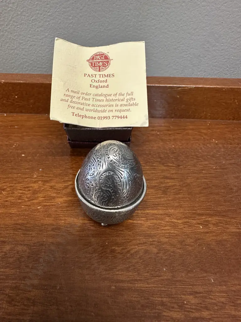 Past Times Modern Reproduction Pewter Egg Shaped Pin Cushion With Box Image 1++
