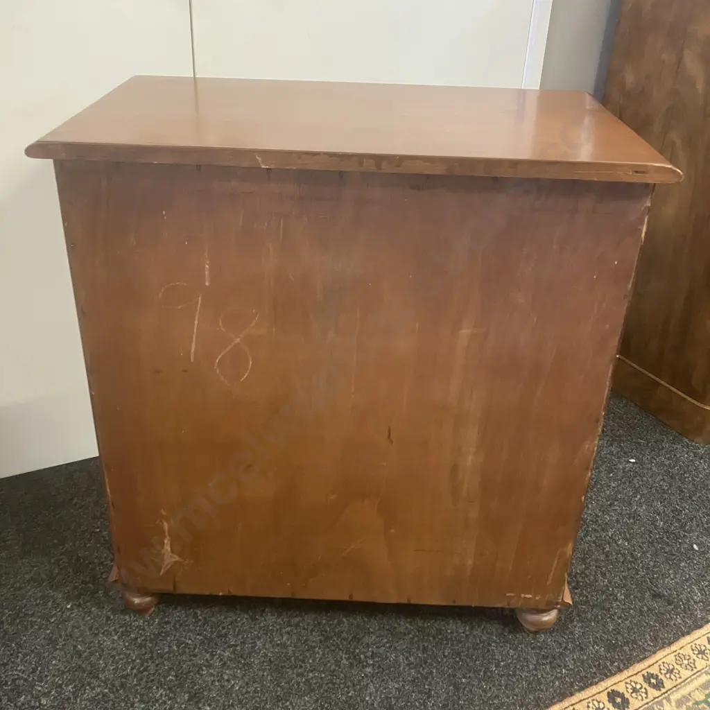 Vintage New Zealand Kauri Sideboard / Buffet, 1 Drawer, 2 Doors. H86 W79.5 D45.5cm (No Key) Image 1++