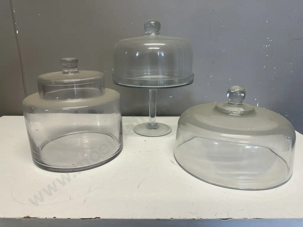 Glass Items Including Clouch, Lidded Jar Etc Image 1++