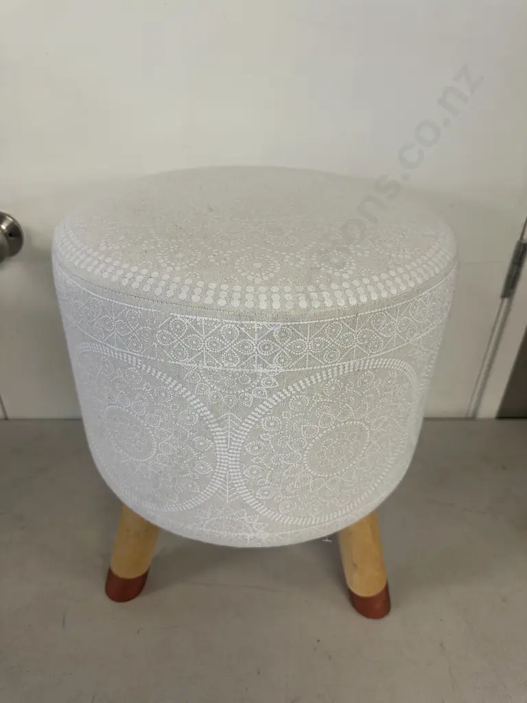 Ombre Home Bohemian Bliss Printed Footstool, Natural Legs H44, Dia35cm. Image 1++