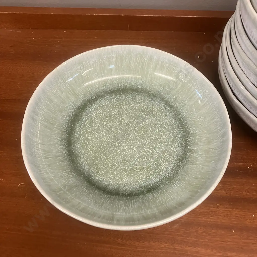 Set of 8 Tablekraft Vilamoura Verde Reactive Round Bowls. 5 x 23cm Image 1++