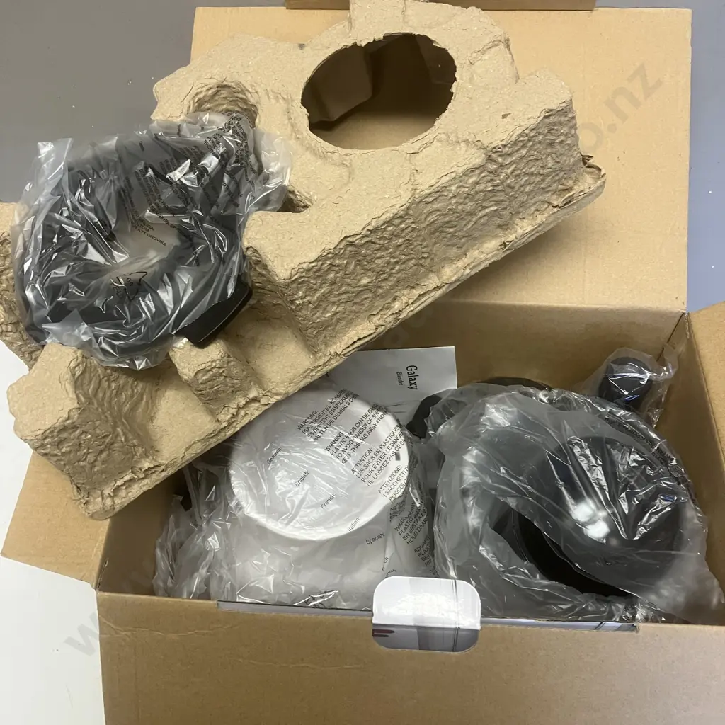 BioChef Galaxy Blender White In Box With Manual & Recipe Book Image 1++