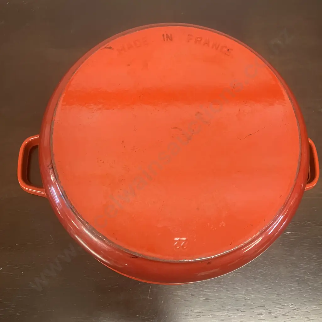 Red French Made Chasseur 22cm Enamelled Cast Iron Round Casserole Dish With Lid Image 1++