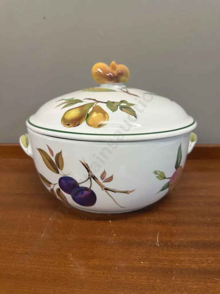Royal Worcester Evesham Vale Oven To Table Lidded Casserole Dish Image 1++