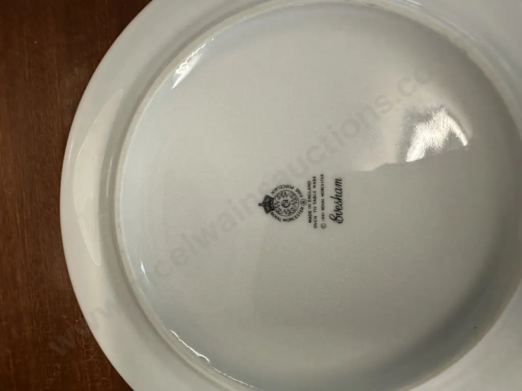 Royal Worcester Evesham Gold Bread & Butter Plates x13 Image 1++