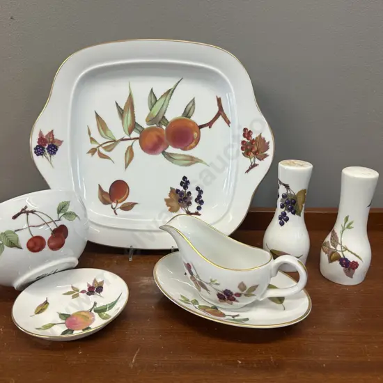 Selection Of Royal Worcester Evesham Gold Items Including Small Gravy & Under Plate Etc