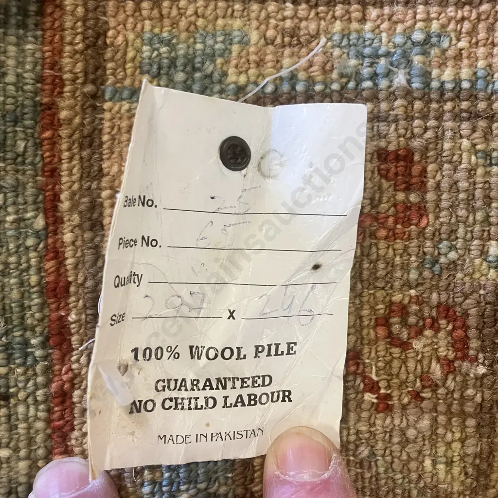 Pakistan Pure Wool Floor Rug - 297 x 246cm Image 1++
