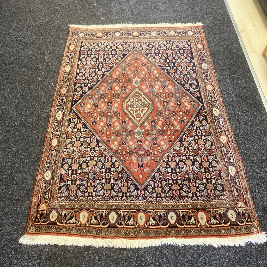 Persian Rug - Reds, Blacks & Blues 178 x 118cm Image 1++