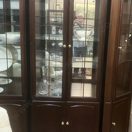 Mahogany 4 Door Display Cabinet With Astragal Doors. Mirror Backed, Adjustable Glass Shelves. H200 W81 D42cm