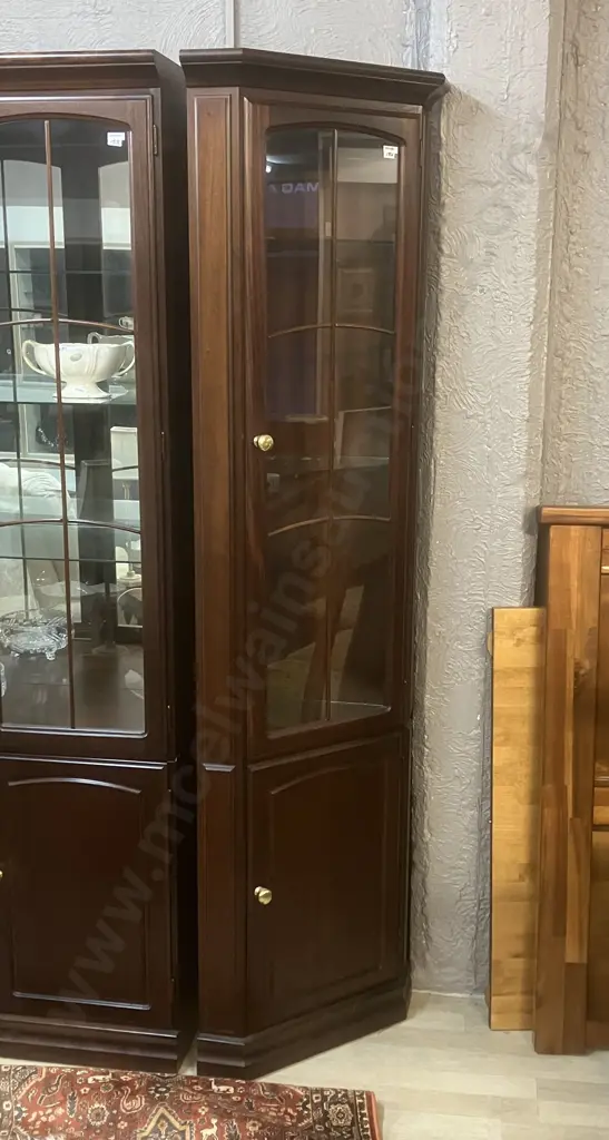 Mahogany Corner Display Cabinet With Astragal Doors. Adjustable Glass Shelves. H200 W59.5 D38cm Image 1++