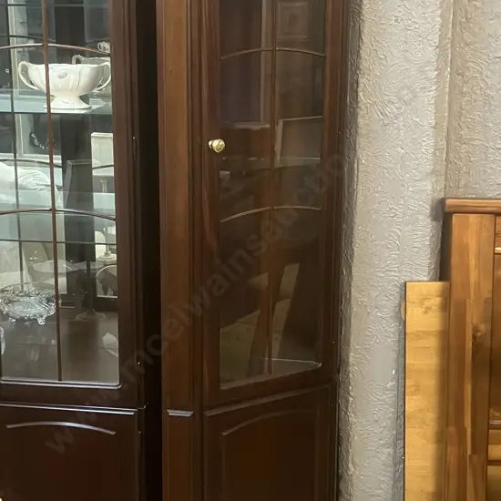 Mahogany Corner Display Cabinet With Astragal Doors. Adjustable Glass Shelves. H200 W59.5 D38cm
