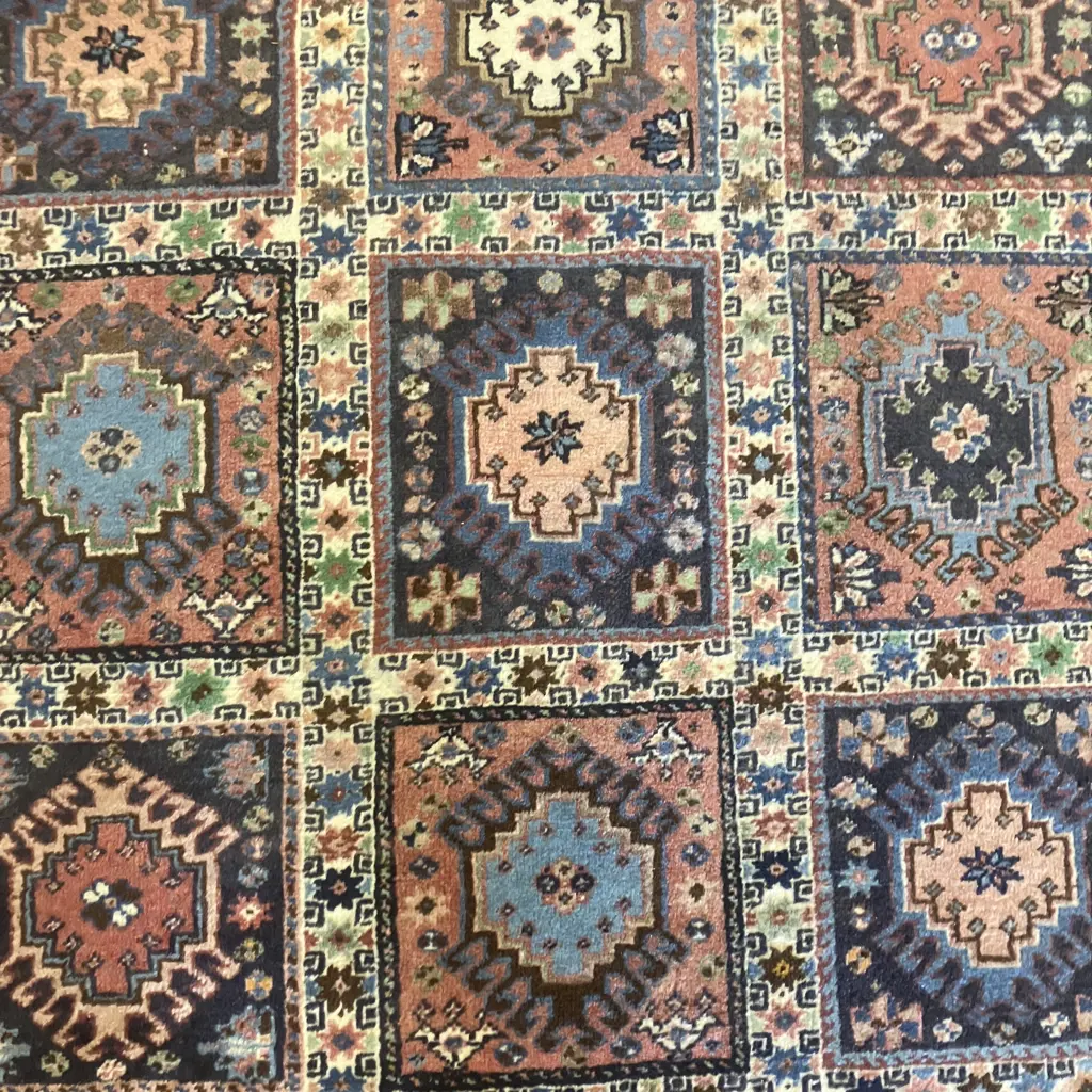 Persian Rug - Blues & Pinks 154 x 103cm Image 1++