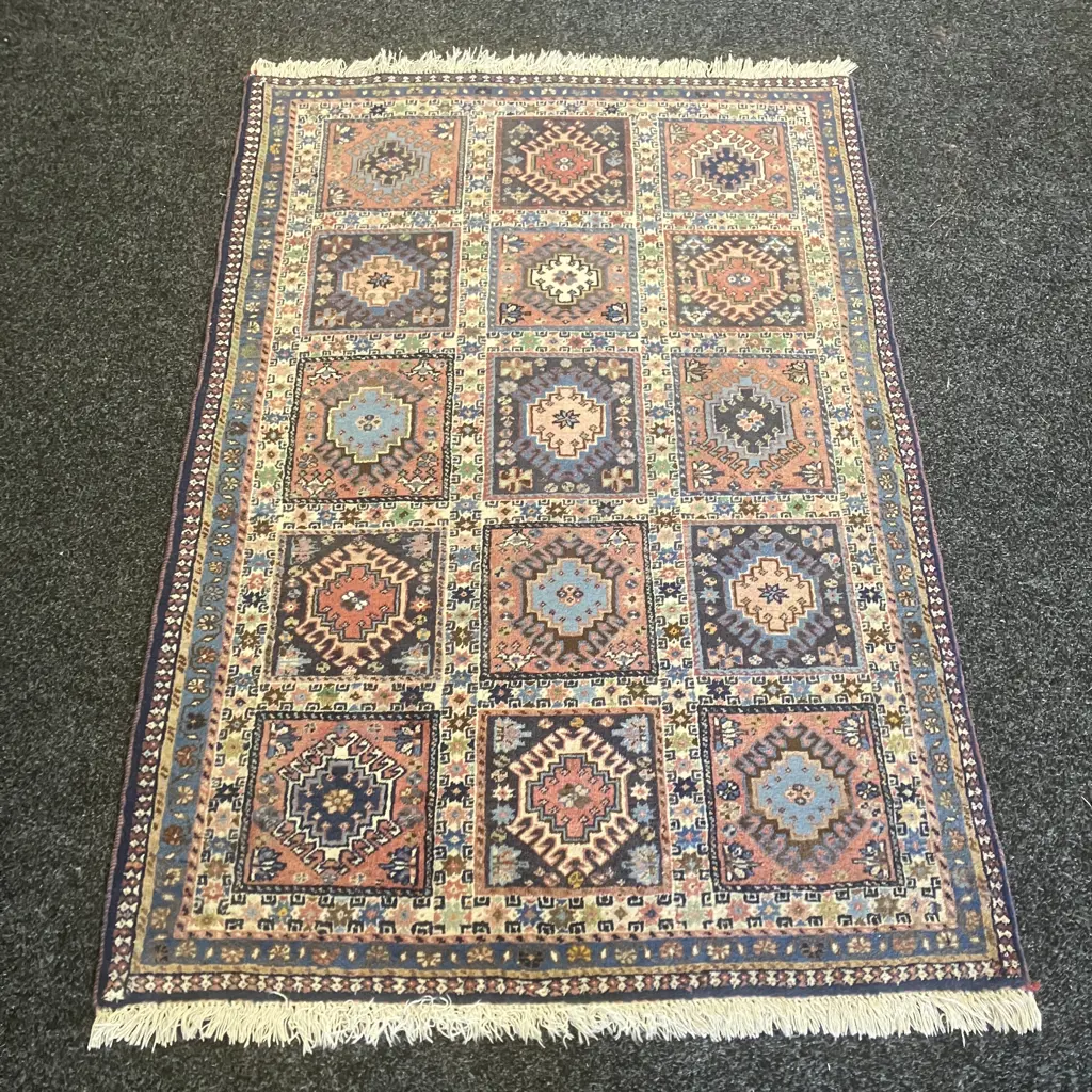 Persian Rug - Blues & Pinks 154 x 103cm Image 1++