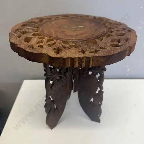 Tri Legged Hand Carved Folding Table H32,Dia29cm.