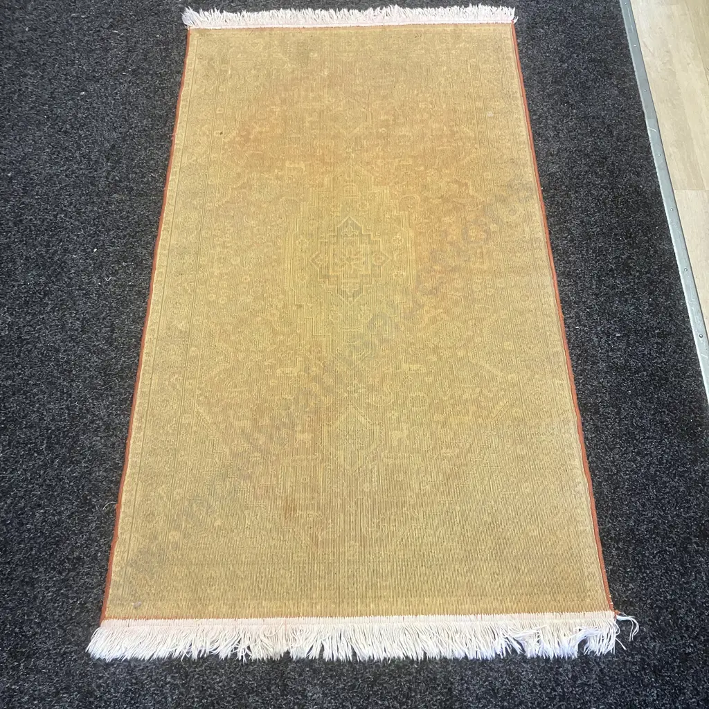 Persian Rug - Animal Patterned 150 x 83cm Image 1++