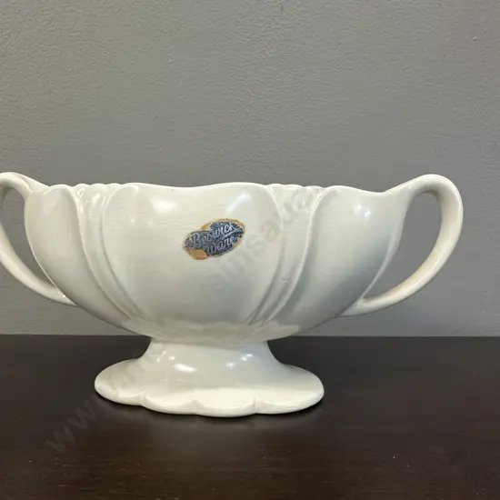 Beswick Ware Ivory Mantle Vase #1187-2 H11,W24cm.