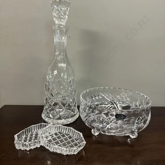 Vintage Crystal Decanter H35cm, Tri Footed Bowl & Dishes