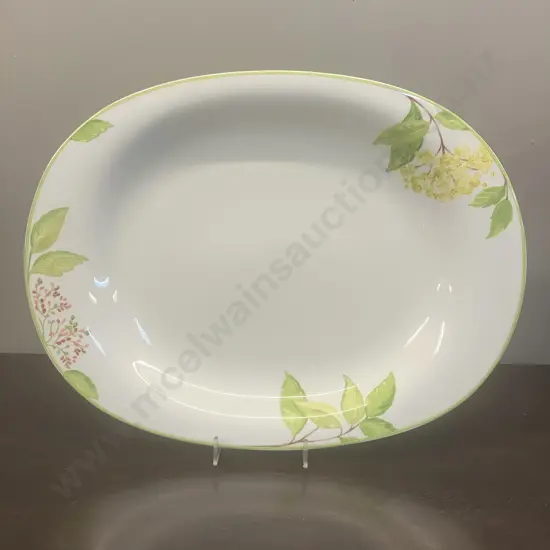 Signed Villeroy & Boch Green Garland Oval Platter. 42 x 31.5cm